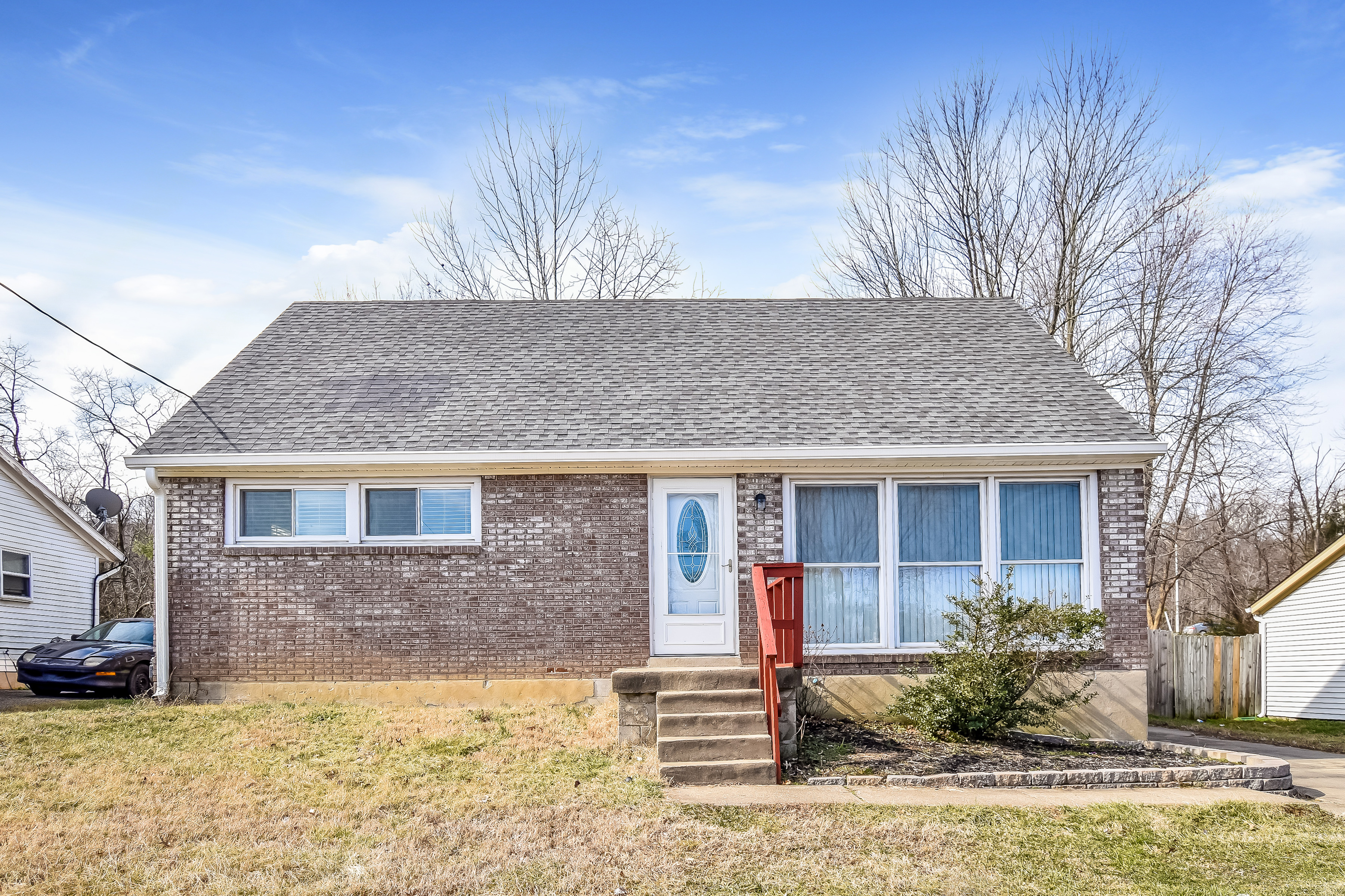 9716 Turnpike View Dr Louisville, KY 40229